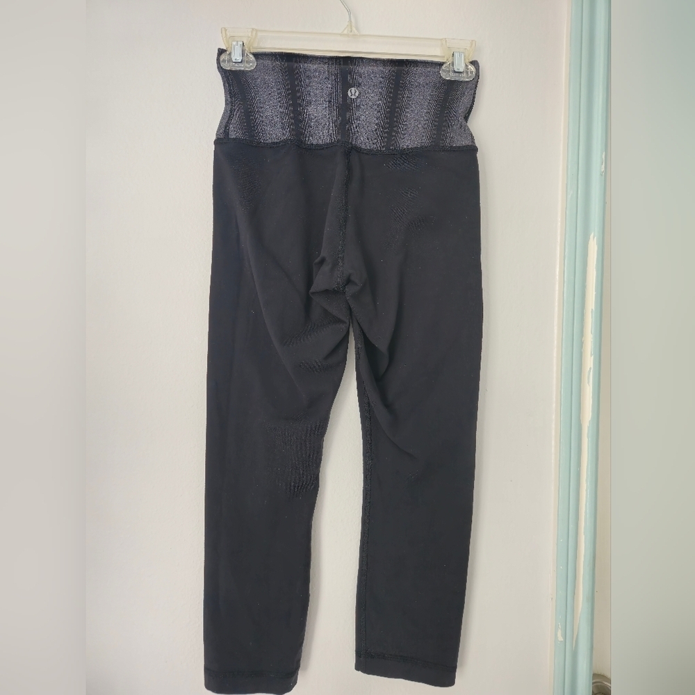 Lululemon Black Leggings with Logo Accent NO Size.